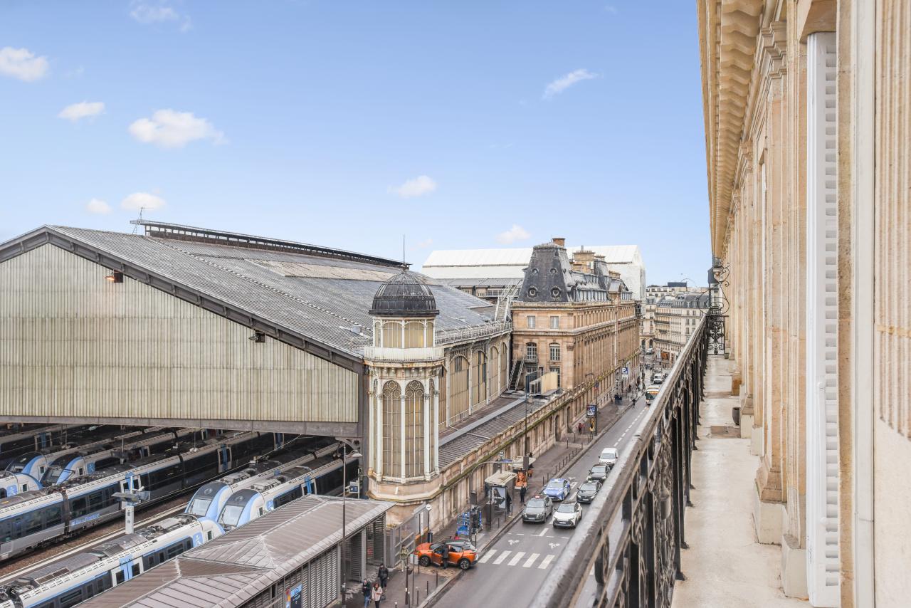 Bureau Paris 599m² Location bureau Paris OLBUR2314807 10